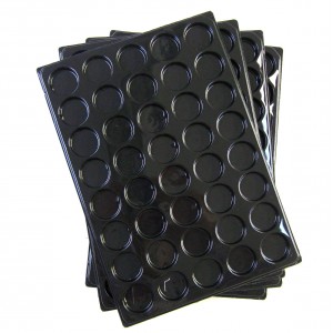 A07-PLATEAU 40 CASES RONDES PLASTIQUE NOIR PAR 150